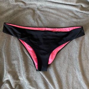 Cheeky Victoria’s Secret Black Bikini Bottom separates size small